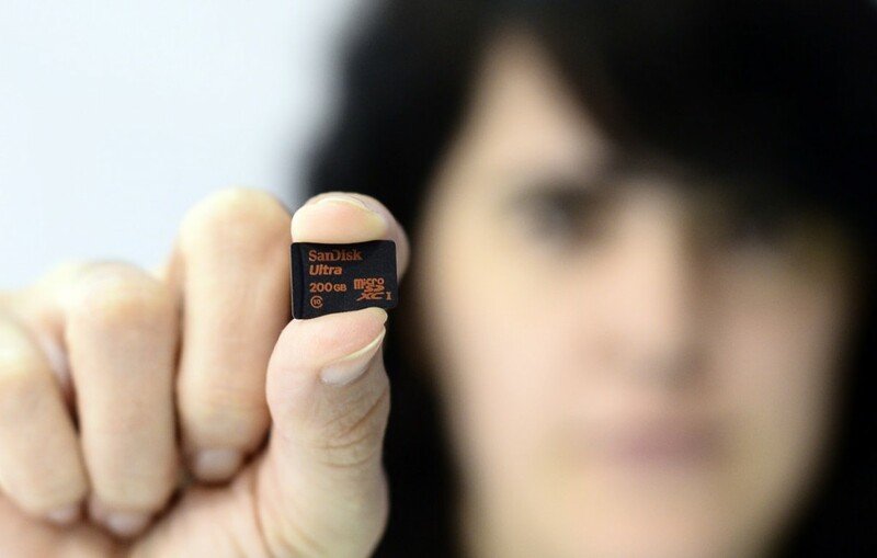 SANDISK ИЩЕТ НОВЫХ ВЛАДЕЛЬЦЕВ
