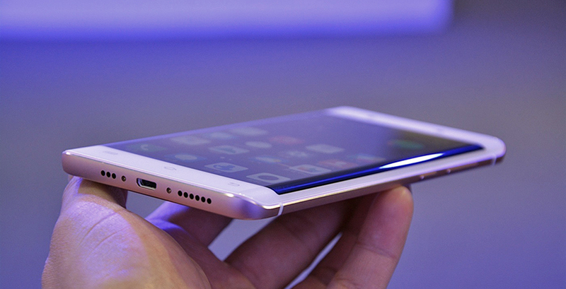 Китайцы сделали копию Galaxy S7 edge с 6 ГБ оперативки