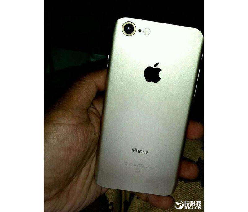 Опубликовано первое «живое» фото iPhone 7