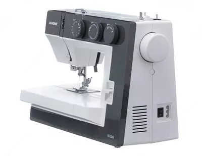 Электромеханическая швейная машина JANOME 1522DG