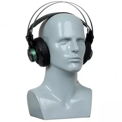 Eshitish vositasi COUGAR VM410 XB Green