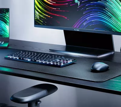 Клавиатура RAZER DEATHSTALKER V2 PRO TKL RZ03-04370100-R3M1 (Red switches)