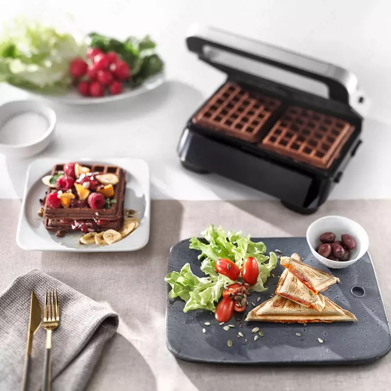 Сендвичница DeLonghi SW12AC.S