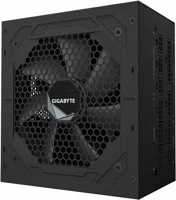 Блок питания GIGABYTE UD750GM 750W