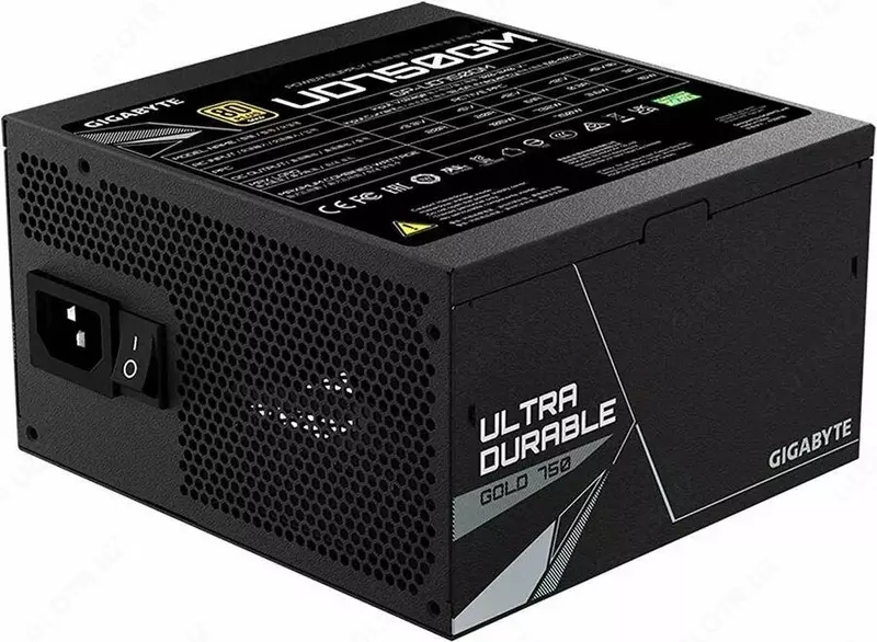 Блок питания GIGABYTE UD750GM 750W