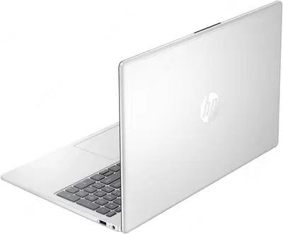 Ноутбук HP 15-FC0025WM AMD R5-7520U 8GB 1TB SSD 15,6 FHD IPS TOUCHSCREEN W11 SILVER