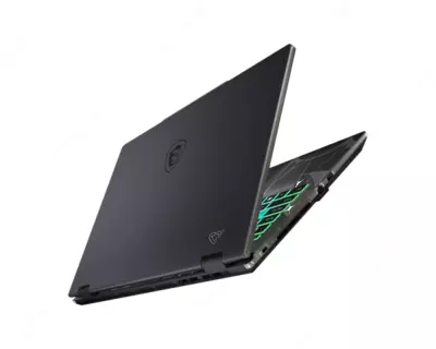 Noutbuk MSI CYBORG 15 B2RWFKG-071US CORE 7-240H 16GB 512GB SSD 8GB RTX 5060 15,6" FHD 144Hz W11 BLACK
