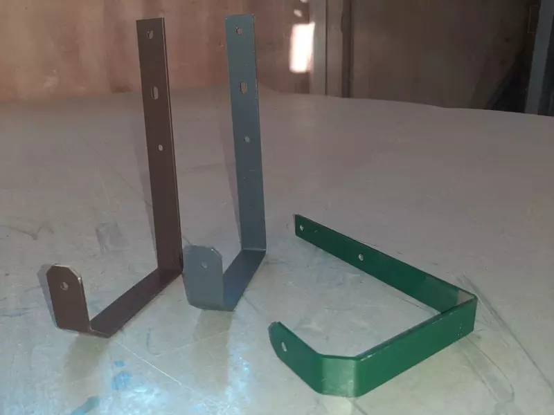 Кронштейн металлический для Слива - от {0} сум