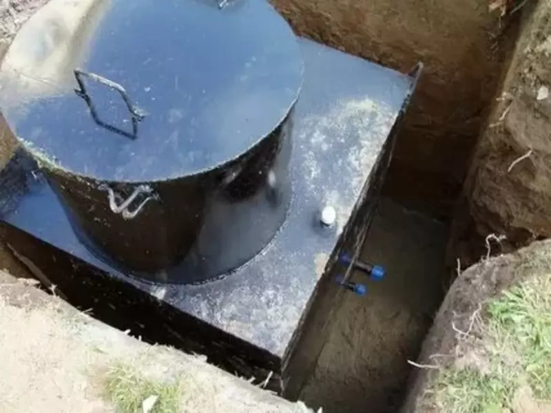 Установка металлических колодцев