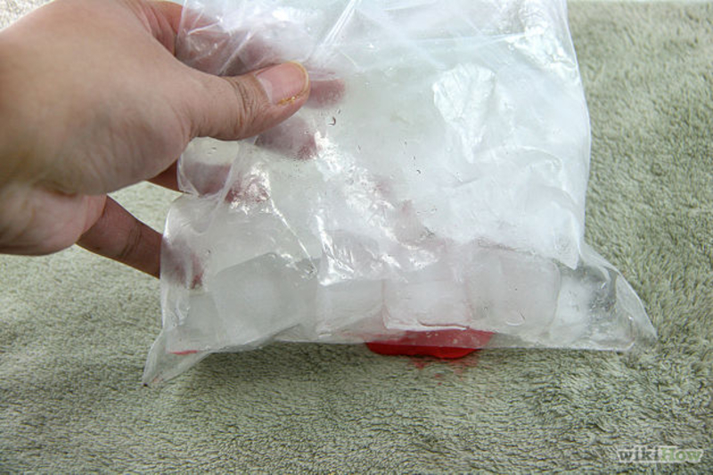 Как удалить жевательную резинку с ковра