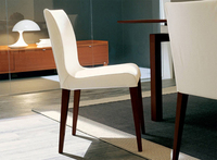 10 000 so'mdan Стирка чехлов на стулья