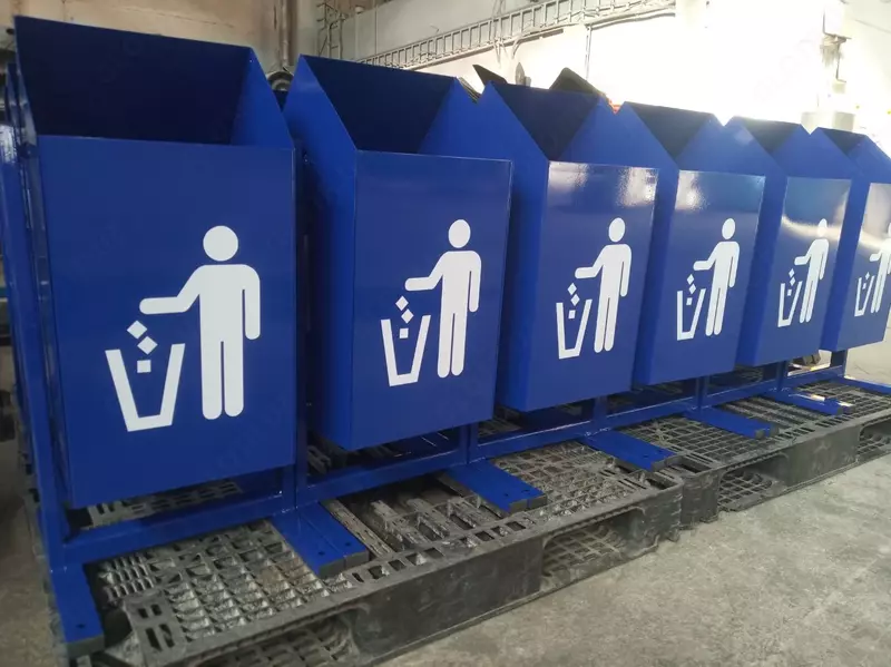 Урна уличная № 4