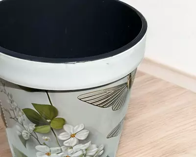 18 000 сум / шт Кашпо для цветов белое