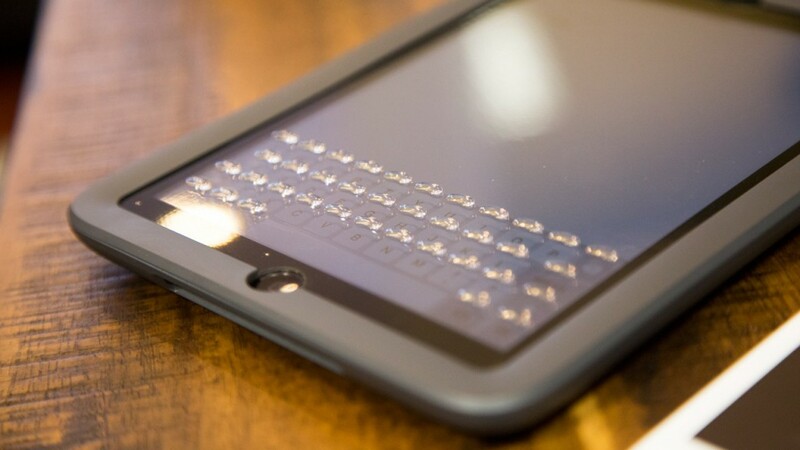 PHORM – УНИКАЛЬНАЯ ТАКТИЛЬНАЯ КЛАВИАТУРА ДЛЯ IPAD MINI