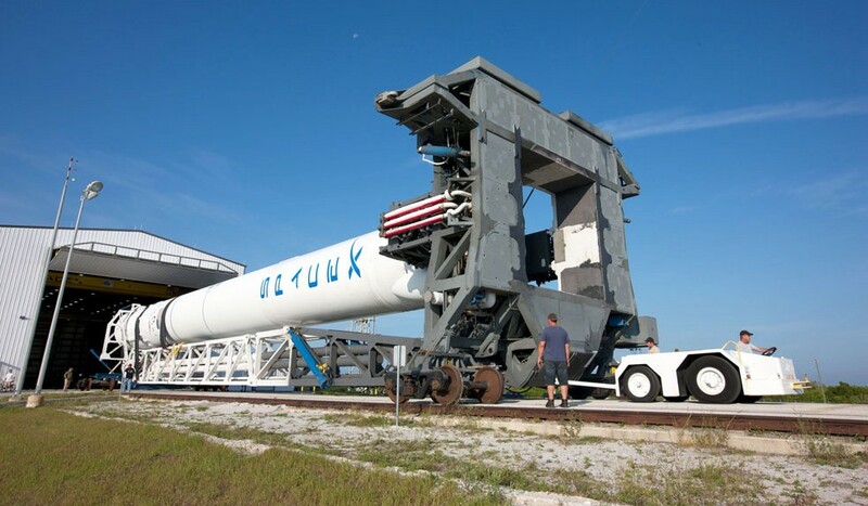 ЭЛОН МАСК ВЫВЕДЕТ НА ОРБИТУ ПЕРВЫЙ СПУТНИК ТУРКМЕНИСТАНА