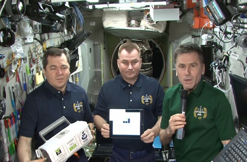 РАСПЕЧАТАННЫЙ НА 3D-ПРИНТЕРЕ СПУТНИК ПОЗДРАВИЛ ТОМСКИЙ ВУЗ СО 120-ЛЕТИЕМ