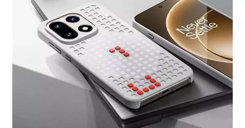 Фирменные чехлы для OnePlus 15 добавят поддержку магнитных аксессуаров типа MagSafe