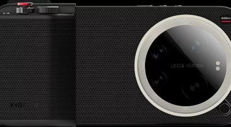 Xiaomi 17 Ultra впервые засветился на фото