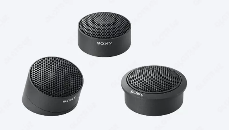 Sony XAV-AX8000 avtomobil radiosi