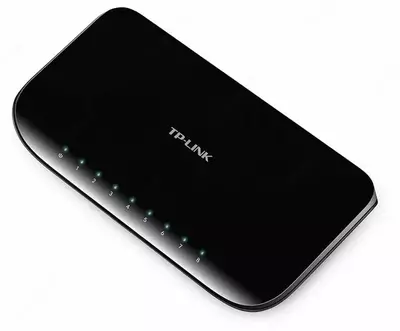 Коммутатор TP-Link TL-SG1008D