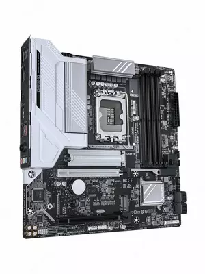 Gigabyte B860M Gaming X WIFI6E LGA1851 ona plata