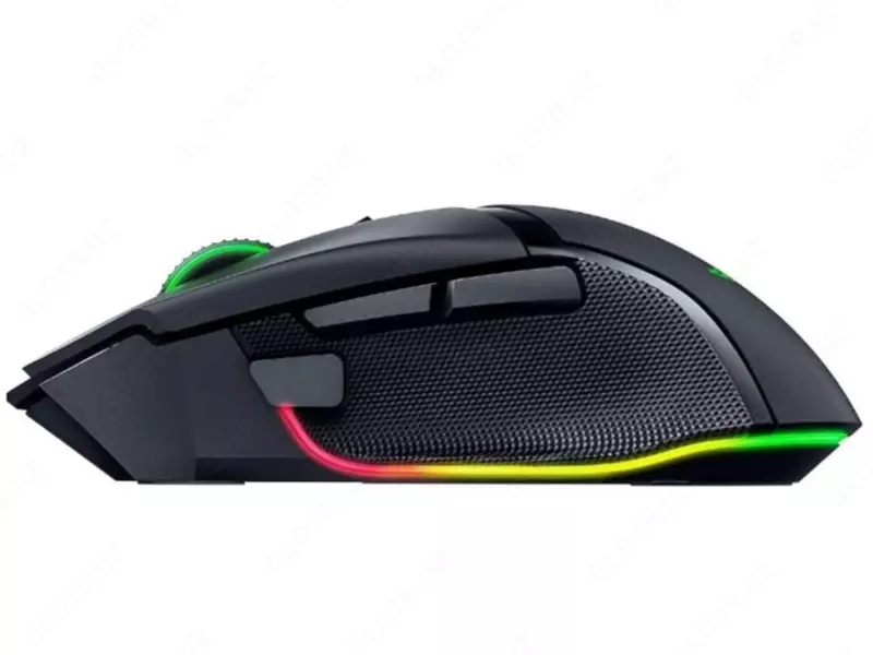   Simli sichqoncha Razer Basilisk V3 35K