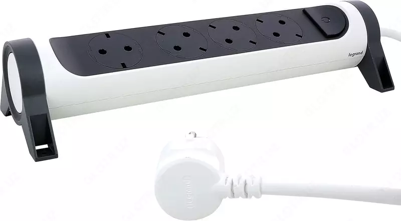 Удлинитель Legrand 694536 4 розетки (3 метра)