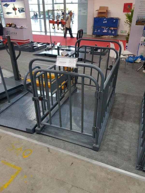 Весы электронные платформенные для скота с перегородкой (К.Р.С.) до 2000 кг