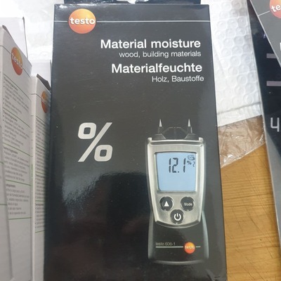 Testo 606-1 - Yog'och va qurilish materiallari uchun cho'ntak namligini o'lchash vositasi