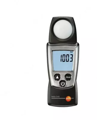 Тesto 540, люксметр, вкл. защитную крышку, батарейки и заводской протокол калибровки.