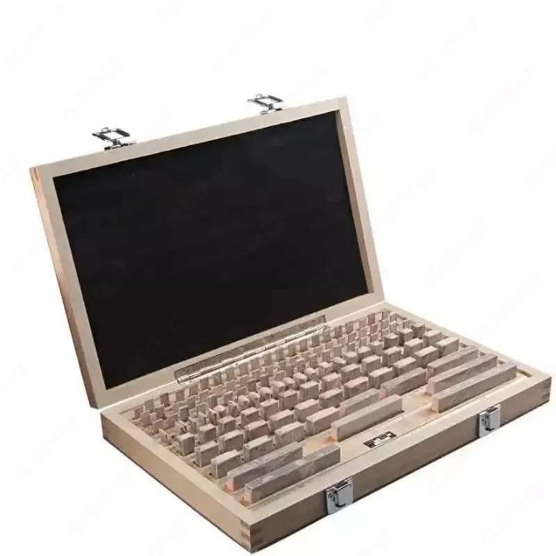 Набор концевых мер состоит из 122 мер  включает в себя меры в диапазоне 0 5-100 мм.