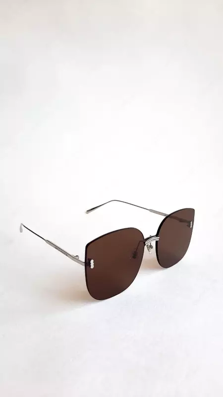 Брендовые солнцезащитные очки - Солнцезащитные очки