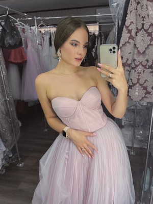 Прокат вечерних платьев