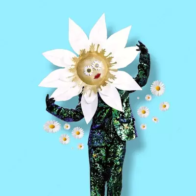 "Moychechak" kostyumi