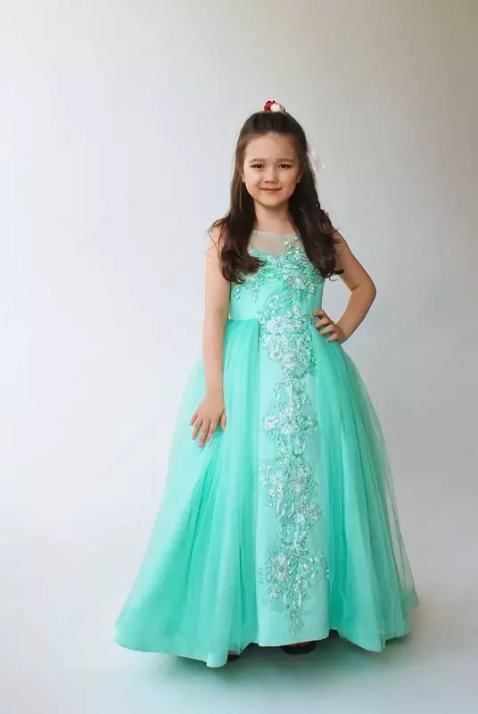Нежное платье бирюзового цвета для девочки - по запросу