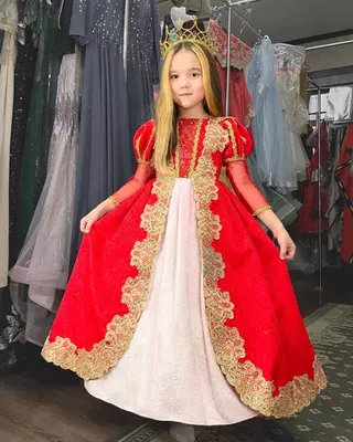 Qiz uchun Malika kostyumi.