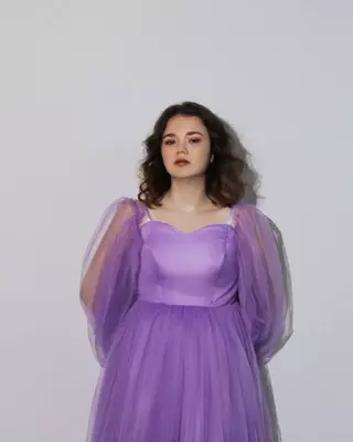 Платье для вальса и смокинг на выпускной - Цена по запросу