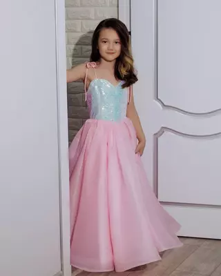 Платье розовое - Цена по запросу