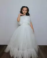 Qizlar uchun bitiruv libosi