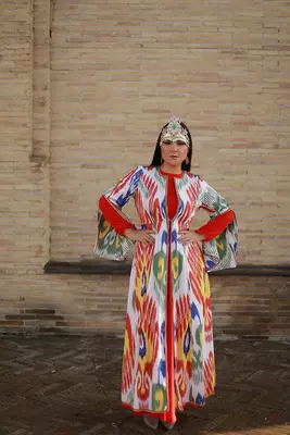 Узбекский национальный костюм (модель №1)