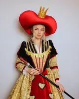 Костюм Красной королевы из сказки Алиса в Стране чудес