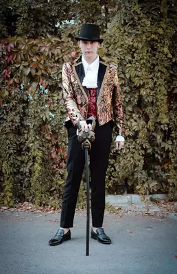 Yuliya Tixomirova bilan porno onlayn Anita Rinaldi, porno aktrisa