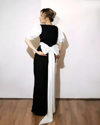 Элегантное черное платье