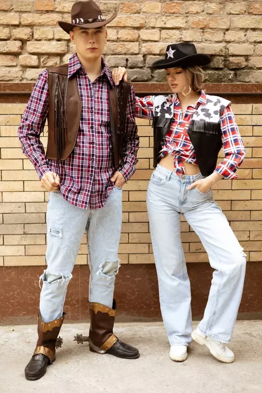 Qordagi taytlarning fotosurati Kievda BDSM sessiyalari