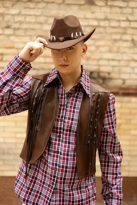 Narx so&#039;rov asosida Erkaklar va ayollar uchun kovboy kostyumlari