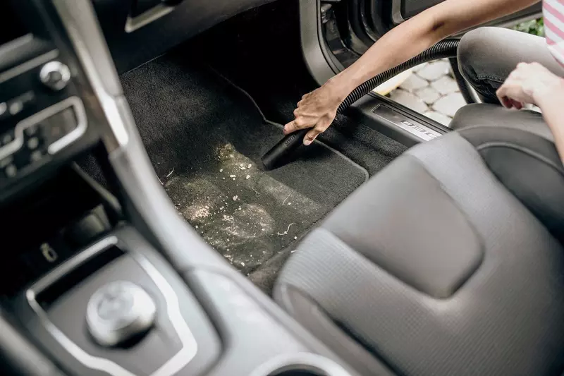 Хозяйственный пылесос Karcher KWD 1 W V-12/2/18