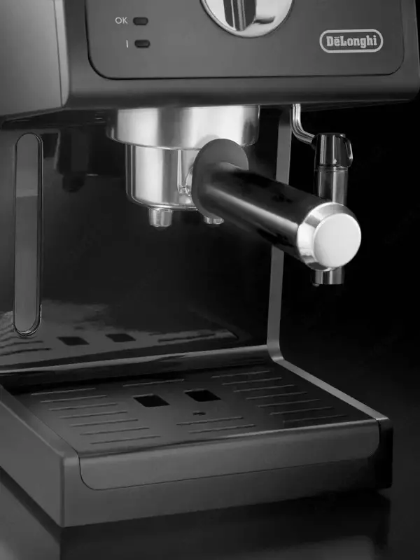 Кофеварка DeLonghi ECP31.21 BK