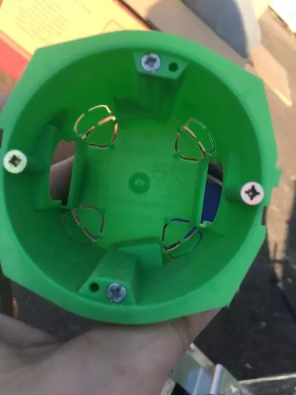 КУ-1205и 68 x 60 мм от HEGEL Подрозетник удлиненный для монтажа в гипсокартон с пепеходником Оптом и розница