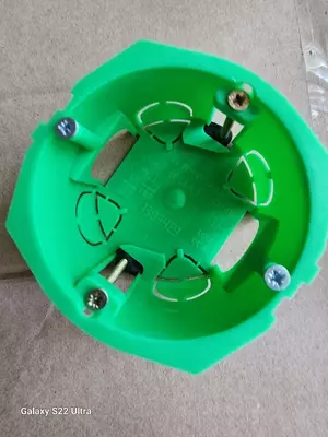 Подрозетник КУ-1201-68 x 45 мм-Установочные коробки для полых стен и перегородок HEGEL