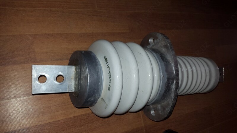 Изолятор проходной ИПУ-10/630